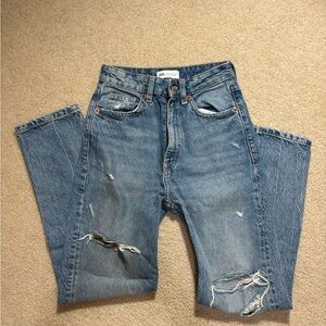 Zara 90’s Ripped Jeans